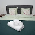 Sunny With Terrace, 2 Bedrooms, Near *
